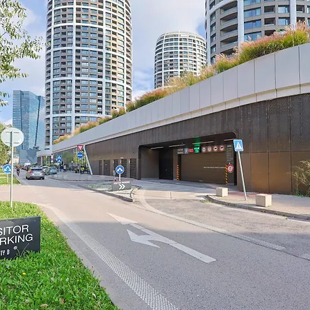 Apartament Sky Park Tower 3, Free Parking And Beautiful Views