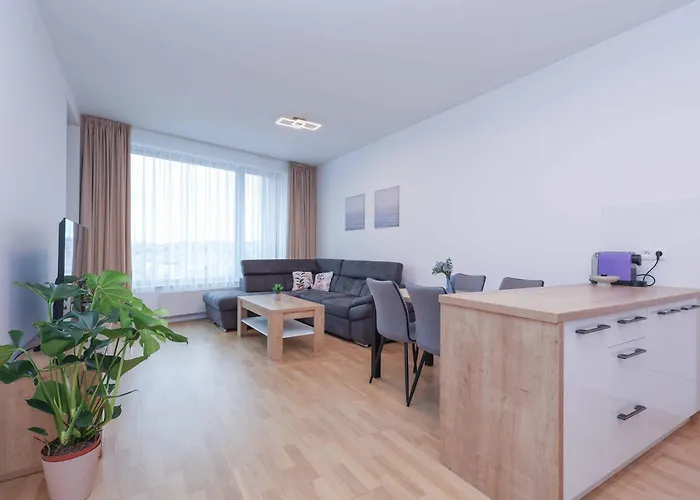 Sky Park Tower 3, Free Parking And Beautiful Views * Bratislava