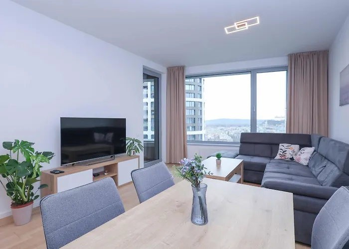 Sky Park Tower 3, Free Parking And Beautiful Views Апартаменты *