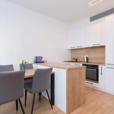 Sky Park Tower 3, Free Parking And Beautiful Views